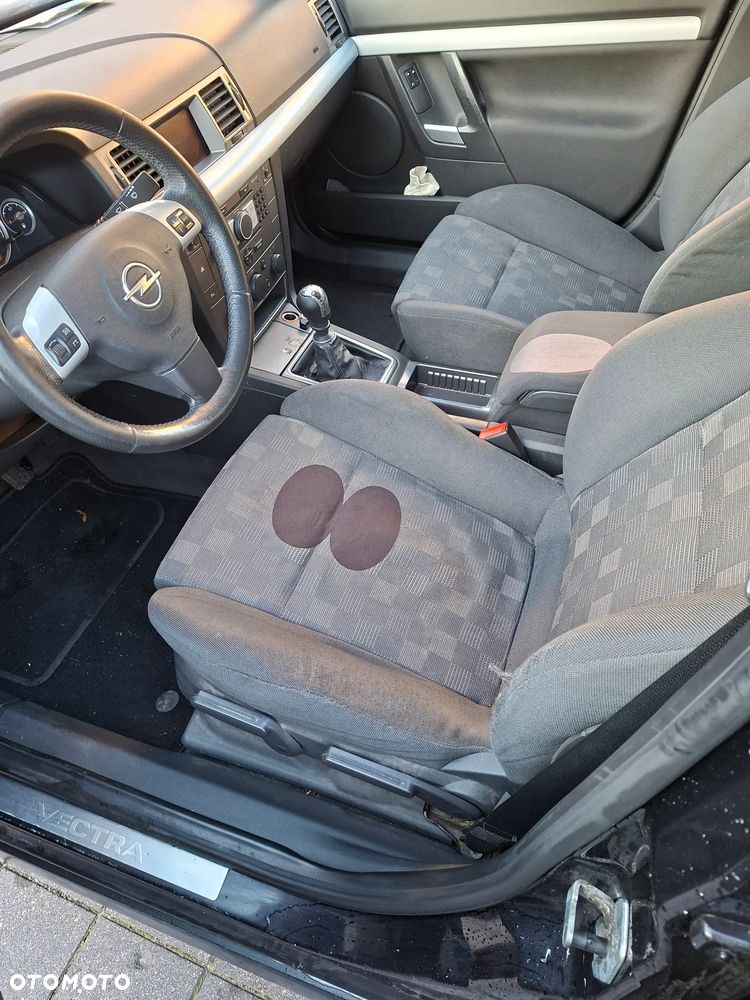 Opel Vectra 1.9 CDTI Essentia - 6
