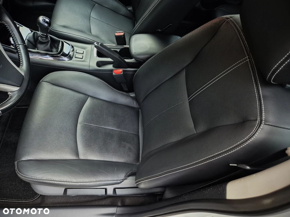 Nissan Pulsar 1.6 DIG-T Tekna - 16