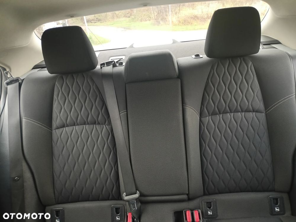 Toyota Corolla 1.8 Hybrid Comfort - 11