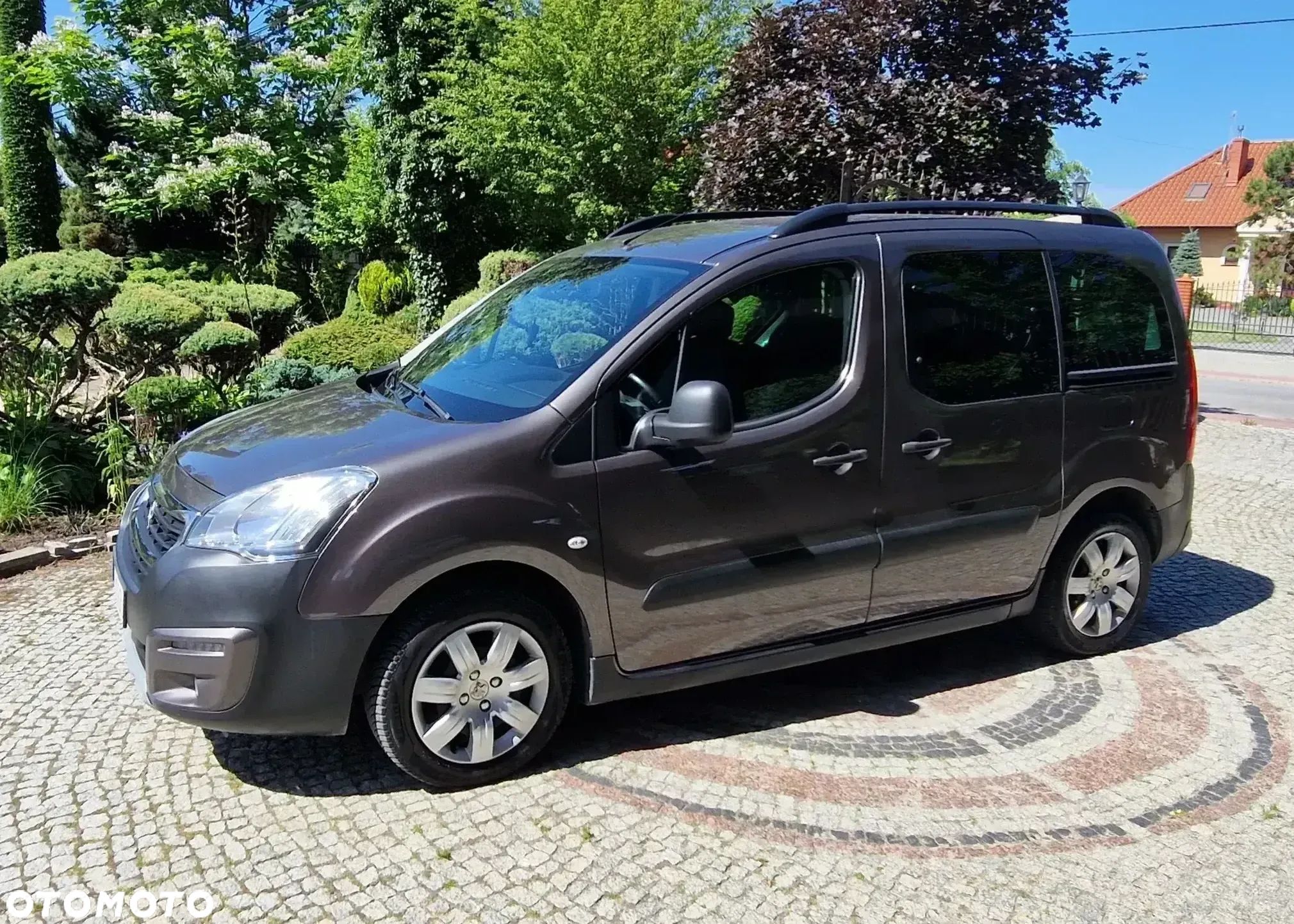 Peugeot Partner 1.6 BlueHDi Outdoor S&S - 1