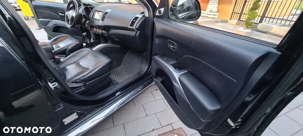 Citroën C-Crosser 2.2 HDi Exclusive - 21