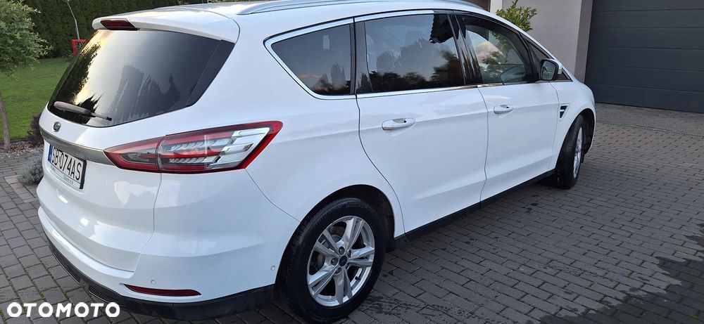 Ford S-Max 2.0 TDCi Titanium - 4