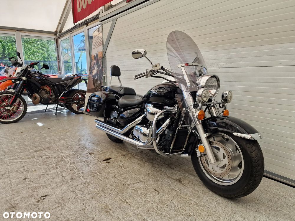 Suzuki Intruder - 20