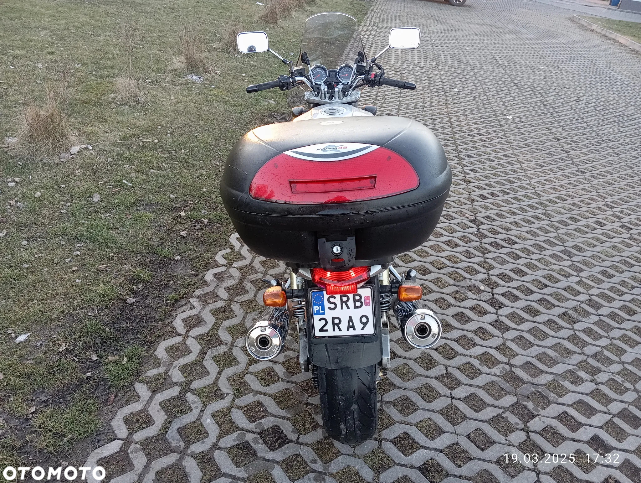 Suzuki GSX - 13