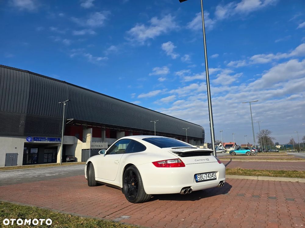 Porsche 911 Carrera 4 S Tiptronic - 5