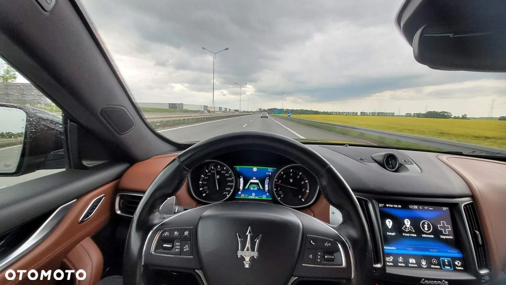 Maserati Levante S Granlusso - 26