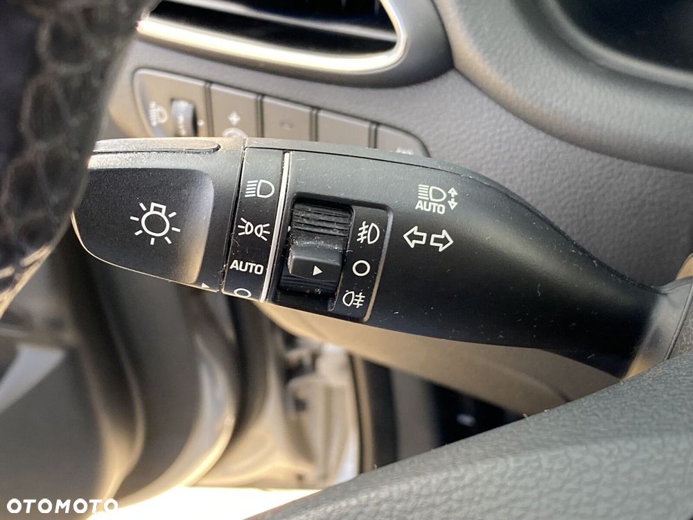 Hyundai i30 - 23