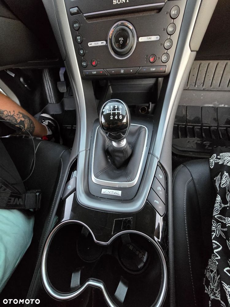 Ford Mondeo - 13