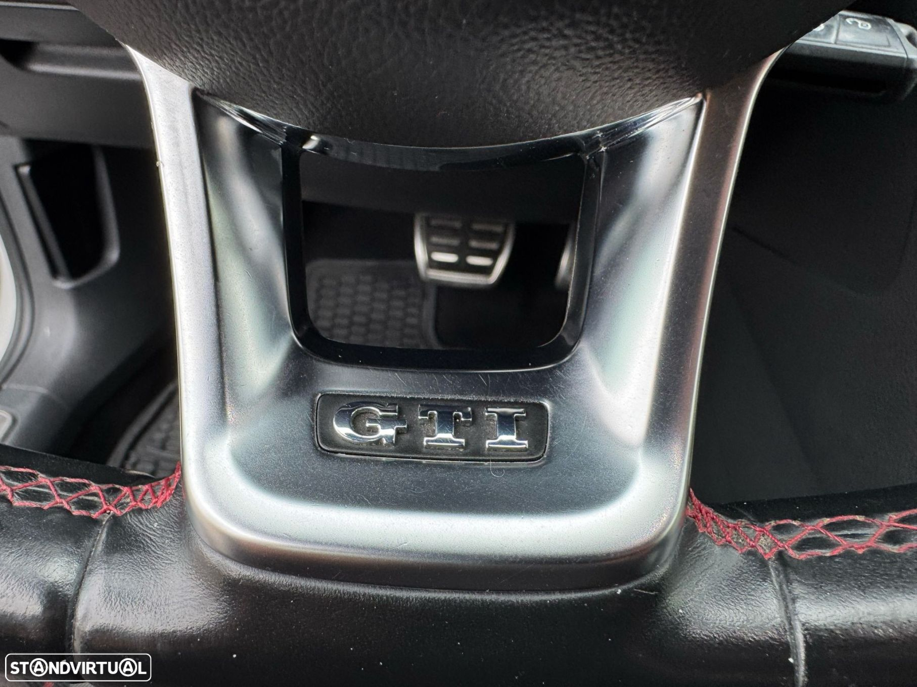 VW Golf 2.0 TSi GTi DSG - 36