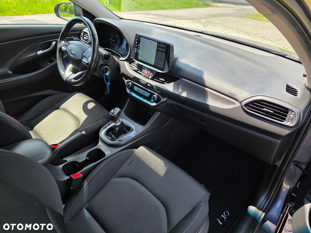 Hyundai i30 1.0 T-GDI Connect & Go - 9