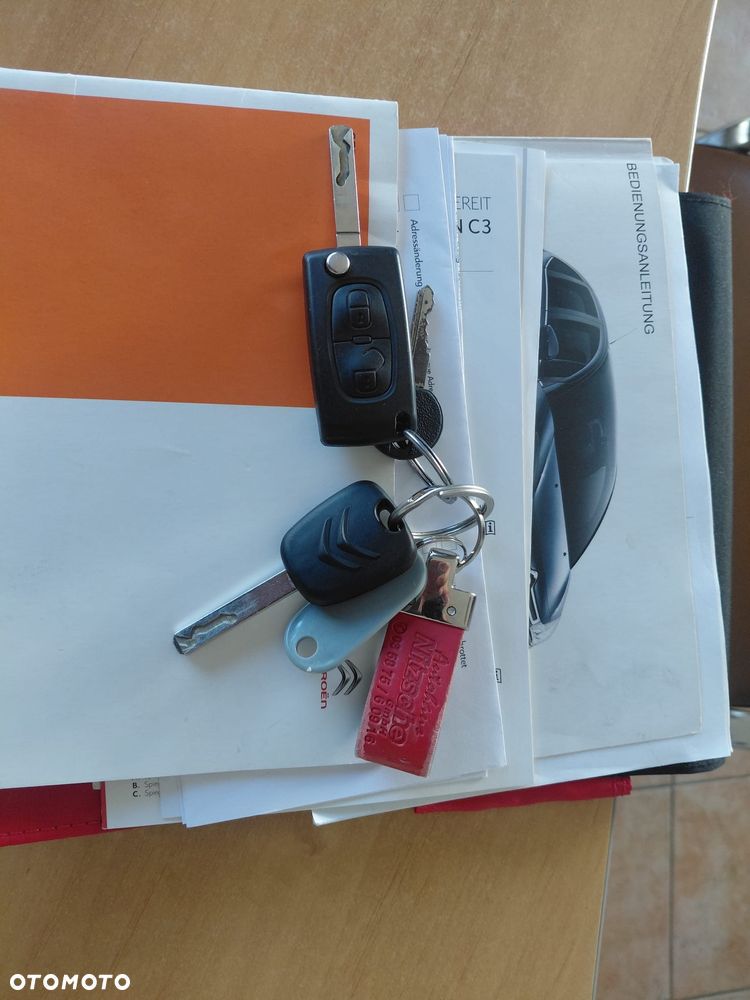 Citroën C3 Pure Tech (VTi) 82 Exclusive - 13