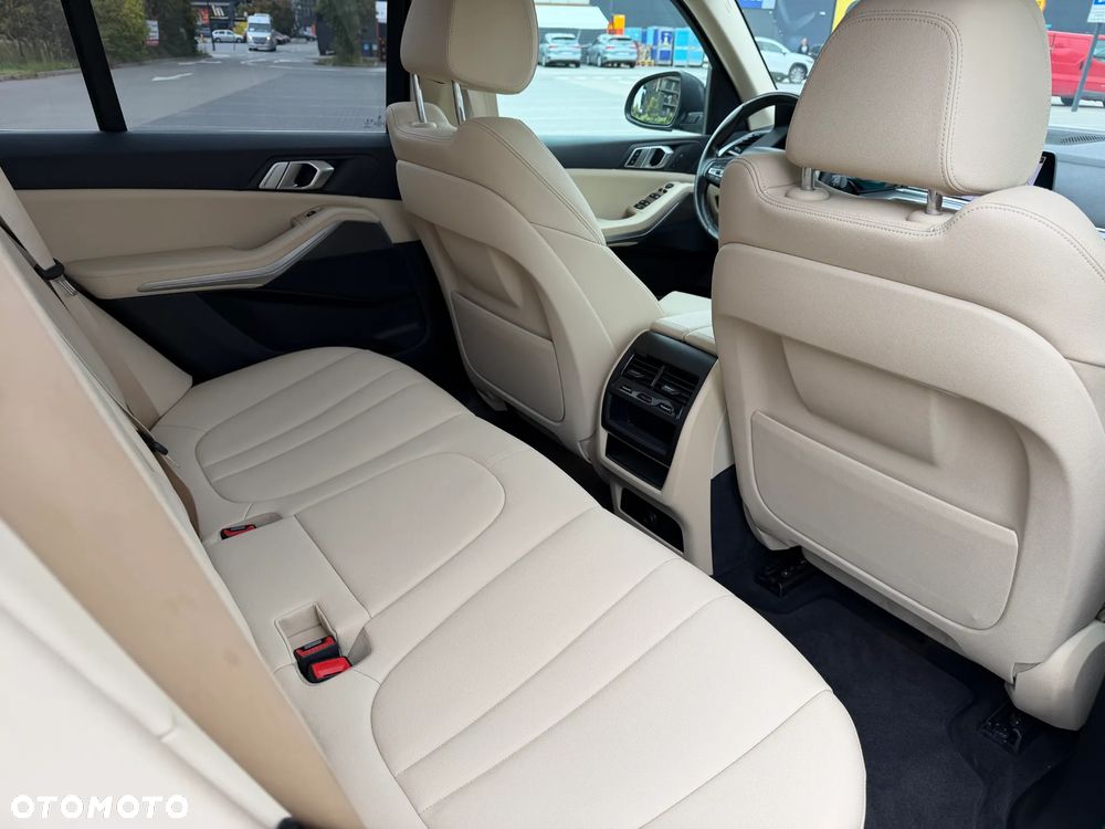 BMW X5 xDrive25d - 9
