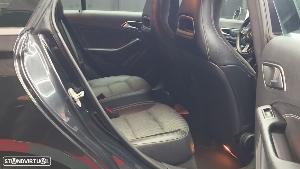Mercedes-Benz CLA 200 d Shooting Brake Urban Aut. - 14