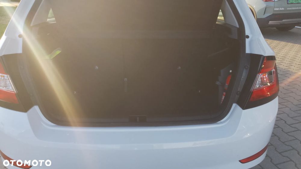 Skoda Fabia 1.0 TSI Ambition - 24