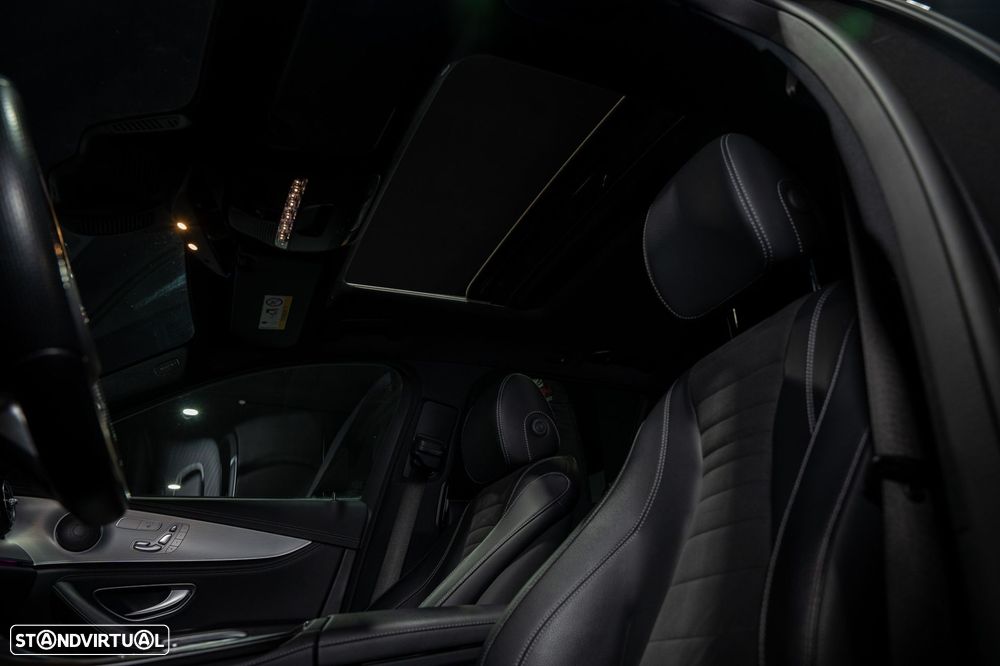 Mercedes-Benz E 300 de AMG Line 4Matic - 24