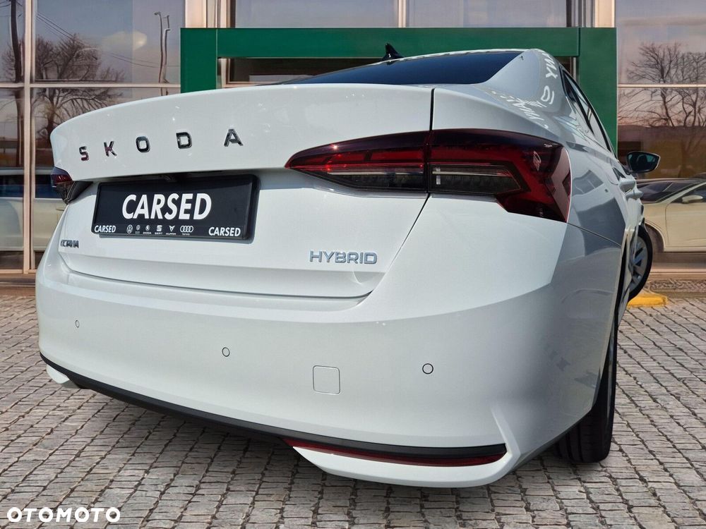 Skoda Octavia 1.5 TSI mHEV Drive Selection DSG - 13