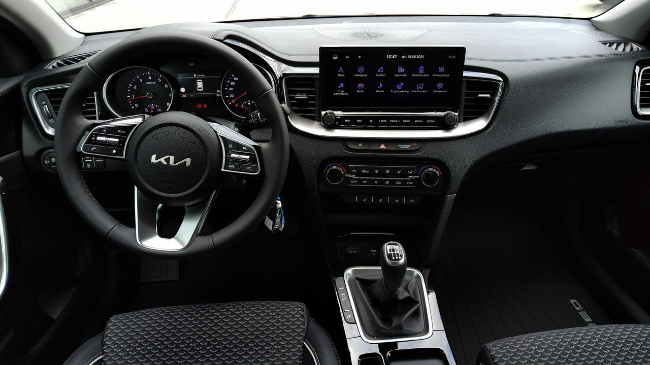 Kia Ceed - 14