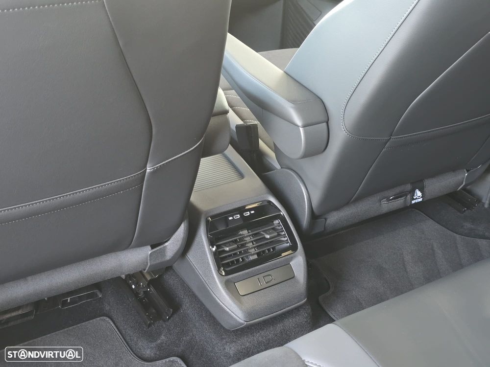 VW ID.4 77 kWh Pro Black Style - 24