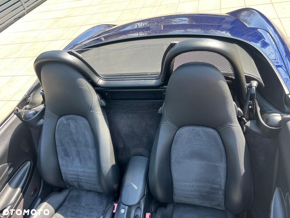 Porsche Boxster - 32