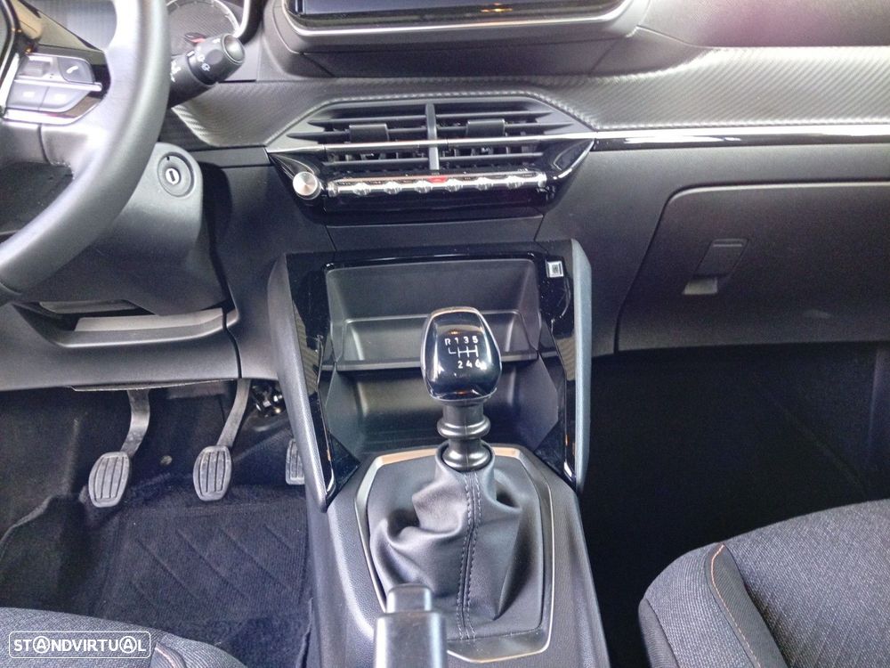 Peugeot 2008 1.2 PureTech Style - 11