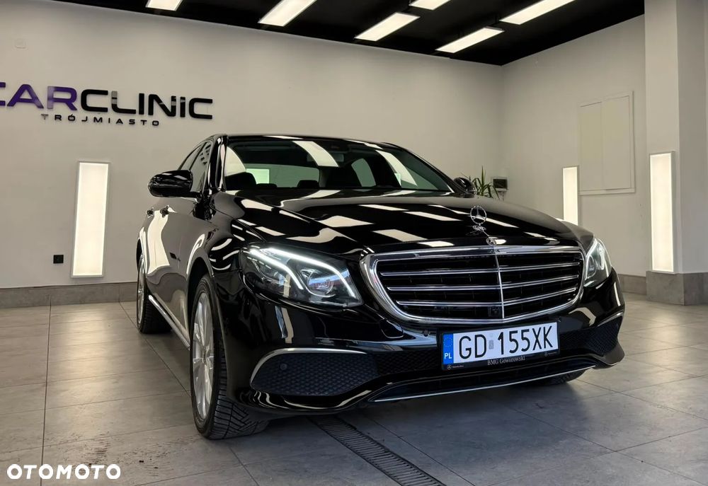 Mercedes-Benz Klasa E 220 d 4-Matic 9G-TRONIC - 2
