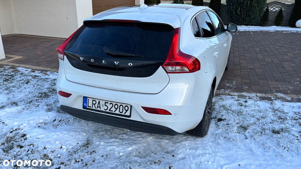 Volvo V40 D2 Inscription - 9
