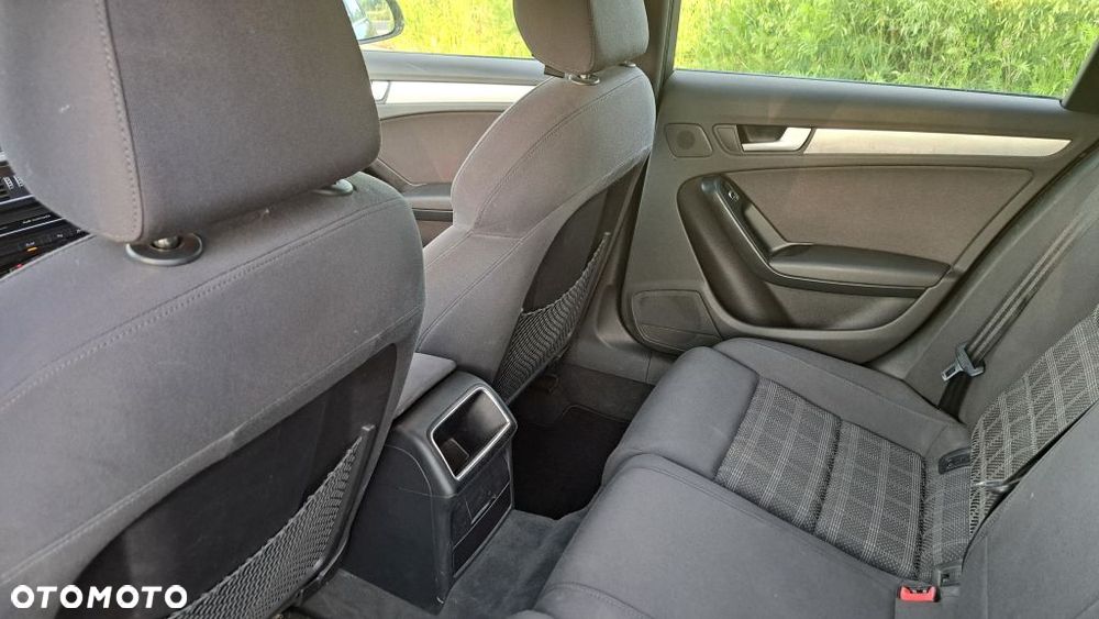 Audi A4 Avant 2.0 TDI - 17