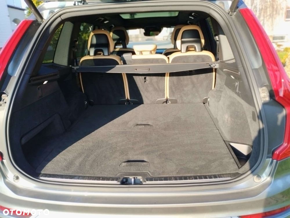 Volvo XC 90 D5 AWD Momentum - 23