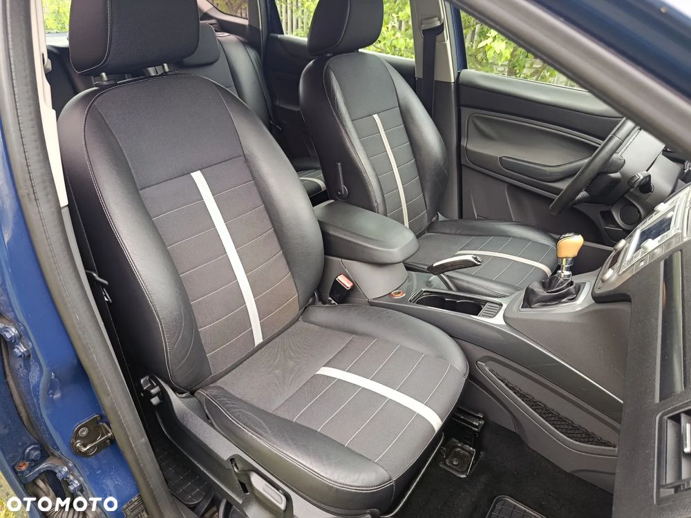 Ford Kuga 2.0 TDCi 4x4 Titanium - 26