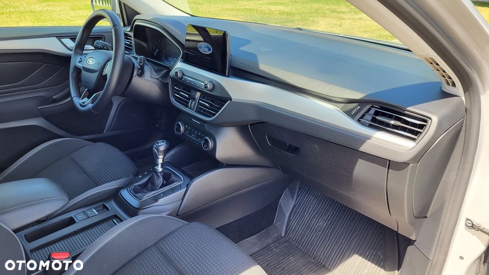 Ford Focus 1.5 EcoBlue Connected - 17