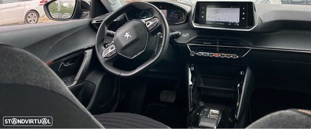Peugeot e-2008 50 kWh Allure - 6