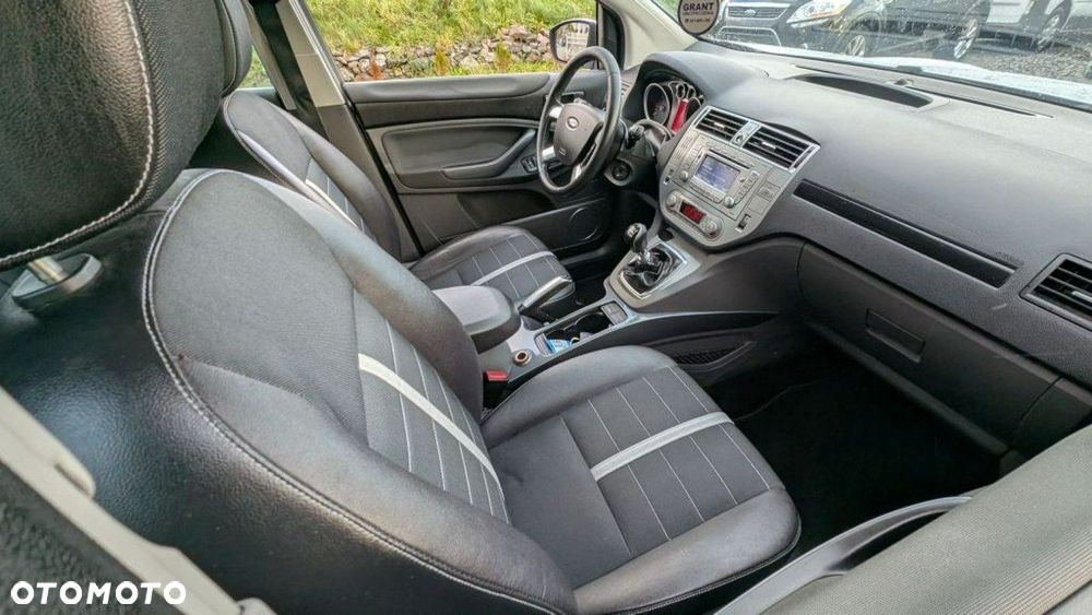 Ford Kuga 2.0 TDCi 4x4 Titanium - 10