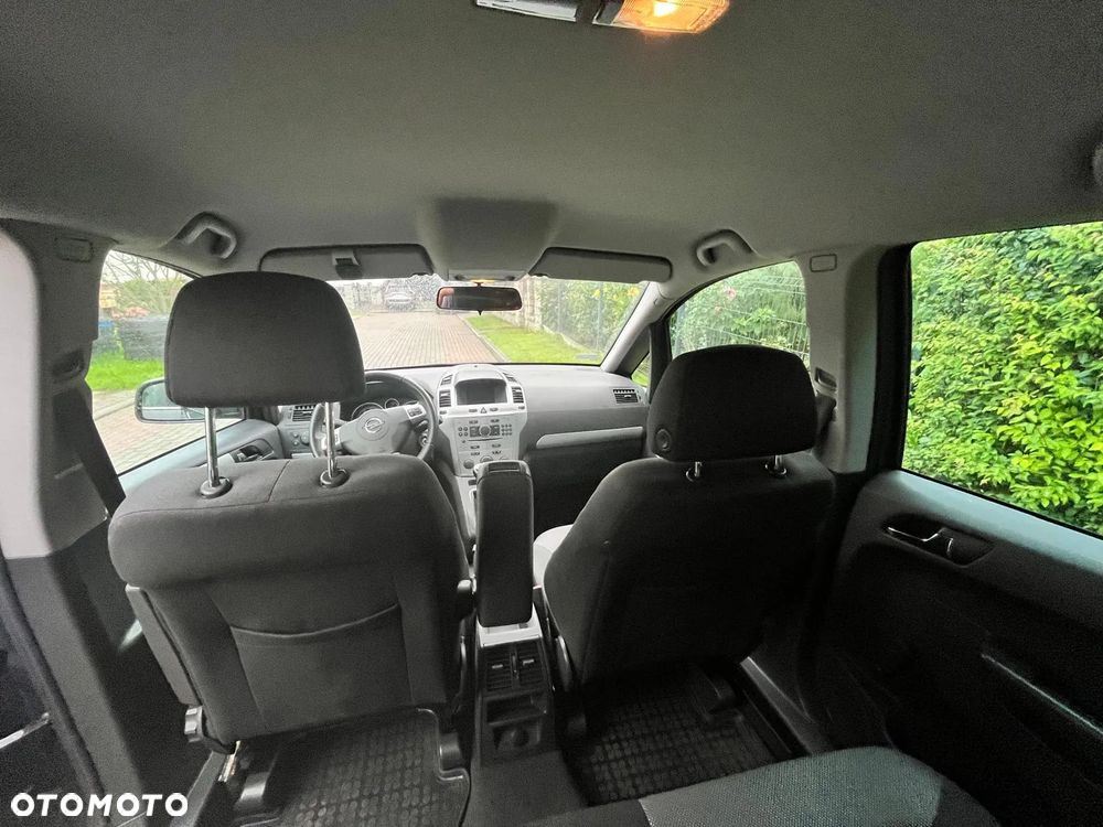 Opel Zafira 1.8 Active - 16