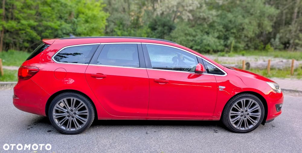 Opel Astra 1.4 Turbo Cosmo - 2