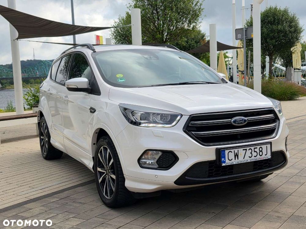 Ford Kuga - 17