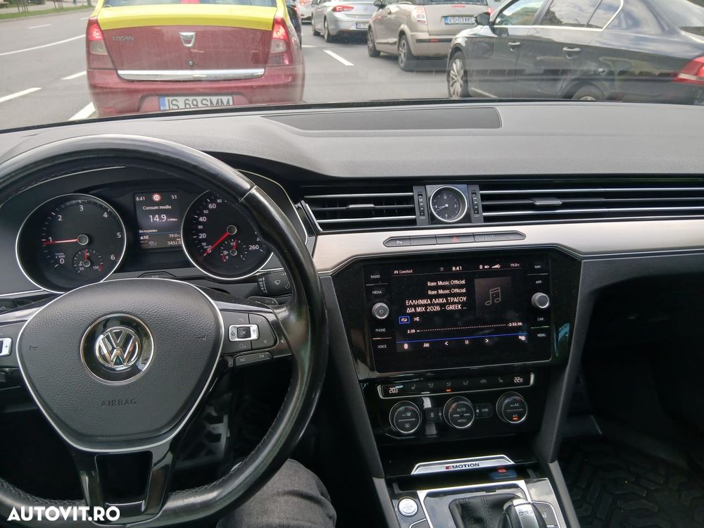 Volkswagen Passat 2.0 TDI SCR 4Motion DDG Highline - 2