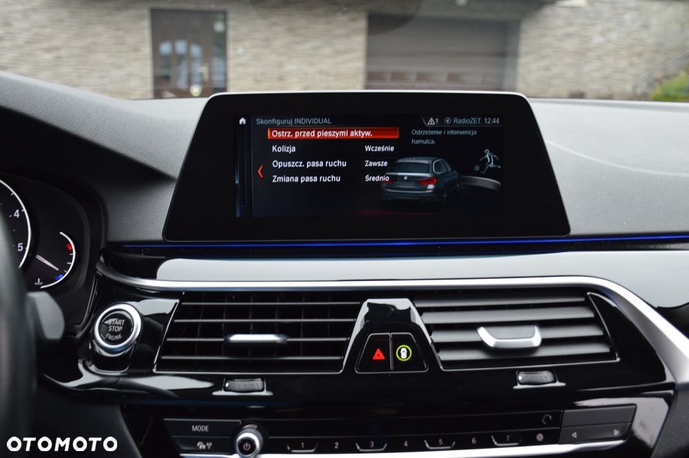 BMW Seria 5 520d xDrive Sport Line sport - 13