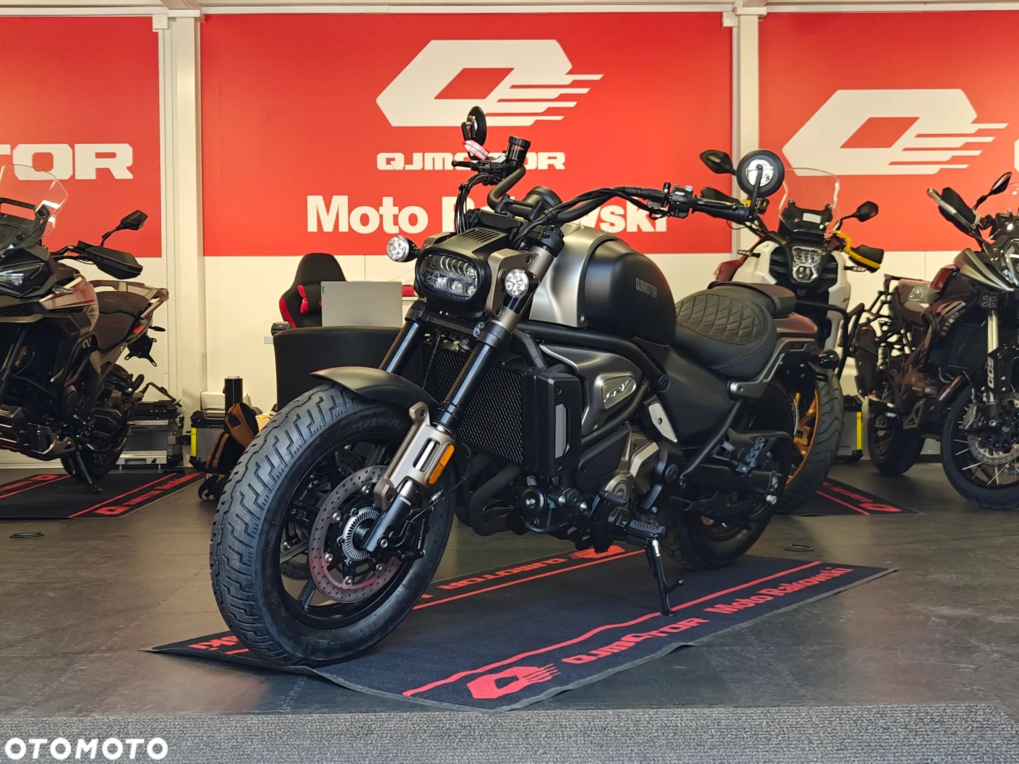 QJMOTOR SRV 700 - 1