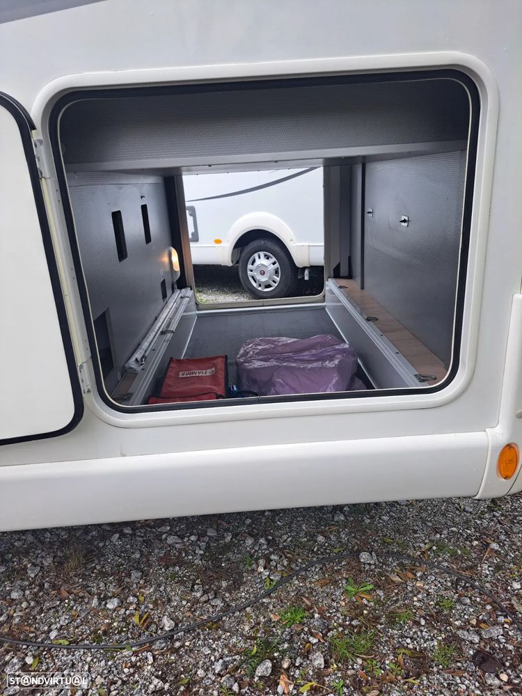 Rapido 696F Premium Edition - 60