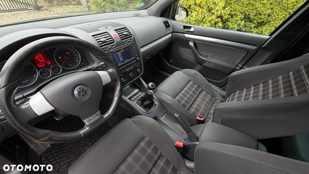 Volkswagen Golf 2.0 GTI - 6