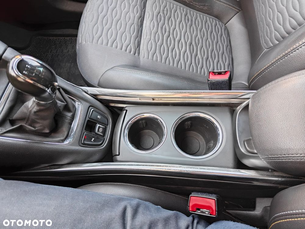 Opel Zafira Tourer 2.0 CDTI Style - 23