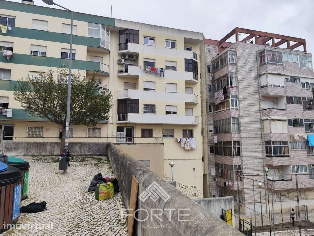 Apartamento T2 - Cacém, Sintra - Grande imagem: 3/25