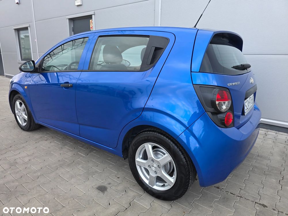 Chevrolet Aveo 1.2 LS - 2