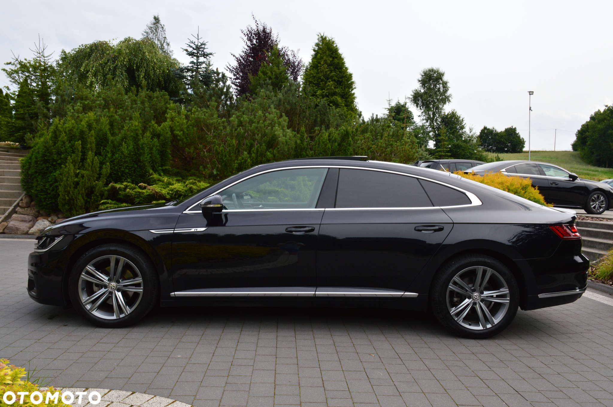 Volkswagen Arteon 2.0 TSI DSG R-Line Edition - 3