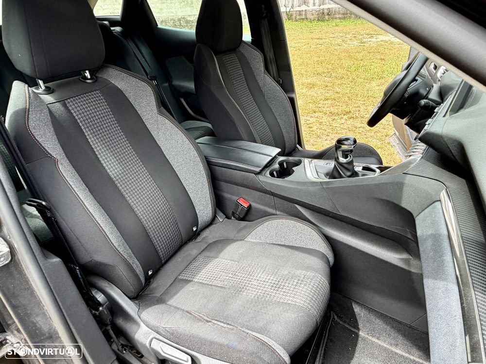 Peugeot 3008 1.5 BlueHDi GT - 12