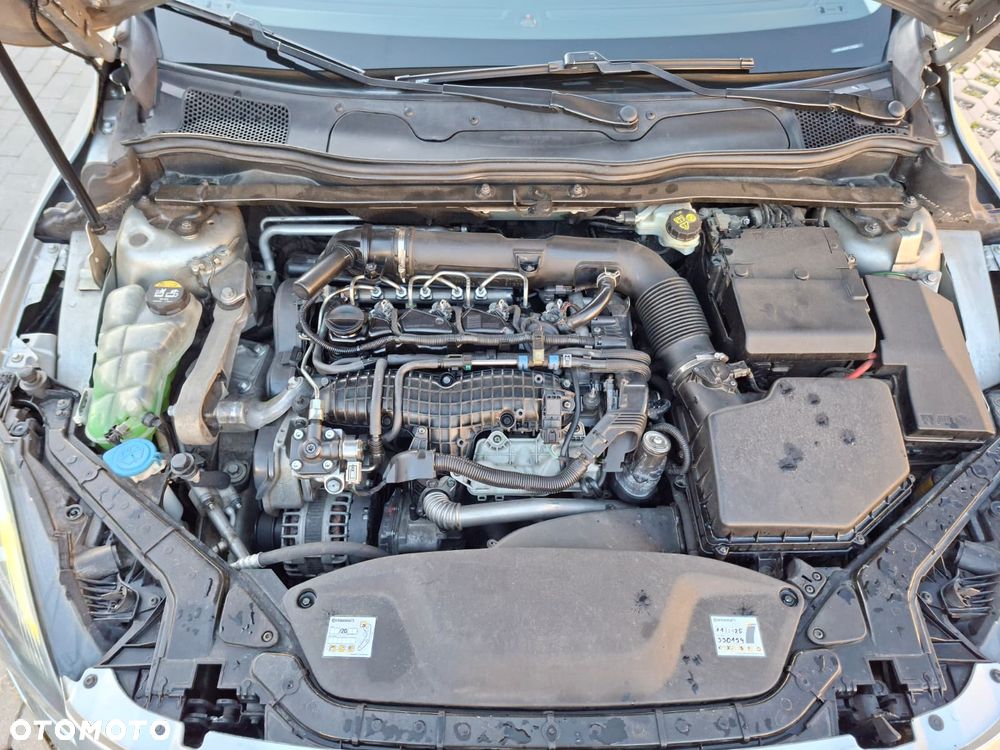 Volvo V40 D4 Drive-E Momentum - 11