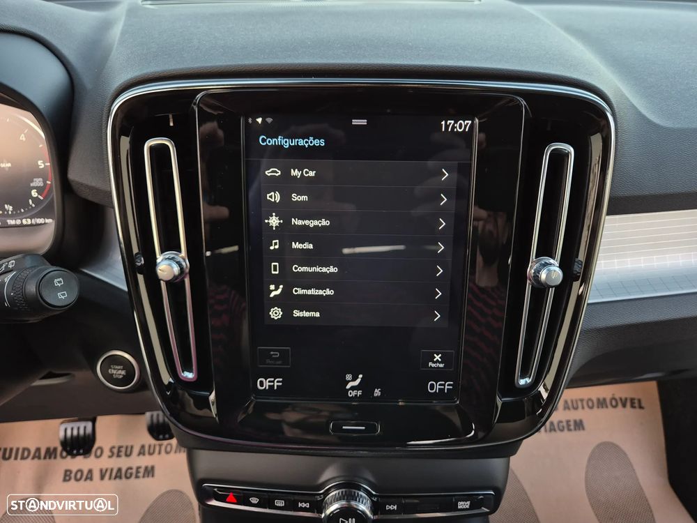 Volvo XC 40 2.0 D3 Momentum Plus - 16