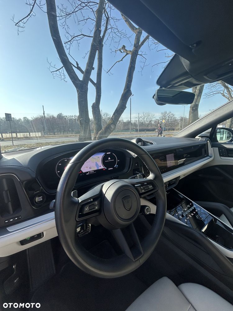 Porsche Cayenne - 10