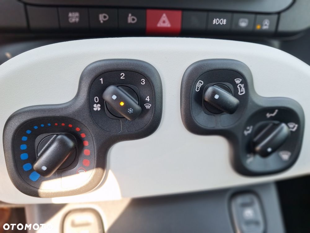 Fiat Panda 1.0 Hybrid Cross - 19