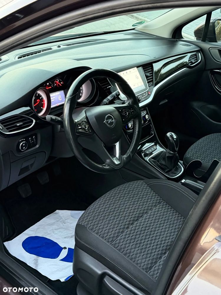 Opel Astra - 21